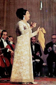 -Umm_Kulthum4