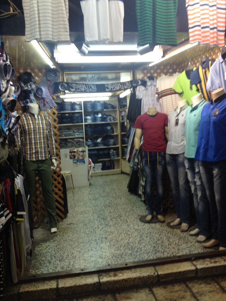 بعدسة سارا تاتل سينجر بعدسة سارا تاتل سينجر