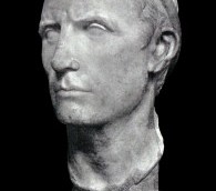 أنطيوخس الثالث (Auguste Giraudon, Public domain via Wikimedia Commons) 