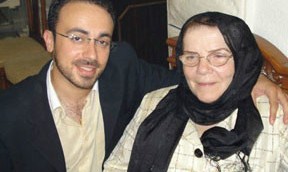 مارك حلاوة وجدته رويدة في حدث عائلي في الاردن (courtesy)