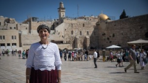 عضو الكنيست شولي معلم رفائيلي في باحة حائط المبكى بعد زيارة الحرم القدسي، 29 اغسطس 2017 (Hadas Parush/Flash90)