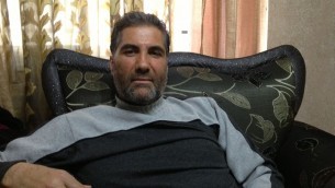اسماعيل خطيب، من زعماء الحي (Elhanan Miller/Times of Israel)