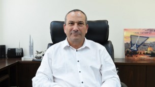 آفي دادون، رئيس قسم الشراء في وزارة الدفاع (Defense Ministry)