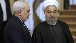 AP19056766522010-1-400x250
