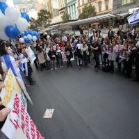 30-8-10. Gilad Shalit. On the occasion of the 5th birthday he has spent in captivity, Jewish students from Melbourne organised a rally outside the GPO in Melbourtne city. 30-8-10. Gilad Shalit. On the occasion of the 5th birthday he has spent in captivity, Jewish students from Melbourne organised a rally outside the GPO in Melbourtne city.