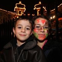 27-9-10. Chabad Youth annual Succot at Luna Park. Shua and Malki Meyer. Photo: Peter Haskin