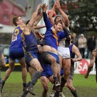 5-9-10. AJAX v Beaumaris. VAFA 2nd Semi Final at Trevor Barker Oval, Sandringham. Photo: Peter Haskin. 5-9-10. AJAX v Beaumaris. VAFA 2nd Semi Final at Trevor Barker Oval, Sandringham. Photo: Peter Haskin.