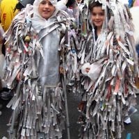 Purim 2011. Bialik College. Hudson Gelfand (left), Matthew Brick