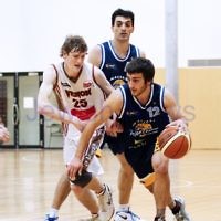 3-7-11. Maccabi Warriors Basketball v Warrandyte. Photo: Peter Haskin 3-7-11. Maccabi Warriors Basketball v Warrandyte. Photo: Peter Haskin