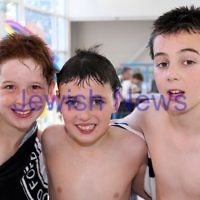 23-10-2011. Victorian Jewish Swimming Championships 2011. Bialik Swimming Pool. Photo: Lochlan Tangas 23-10-2011. Victorian Jewish Swimming Championships 2011. Bialik Swimming Pool. Photo: Lochlan Tangas