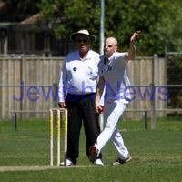 12-11-11. Maccabi Cricket v Aspendale. Photo: Peter Haskin