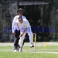 12-11-11. Maccabi Cricket v Aspendale. Photo: Peter Haskin