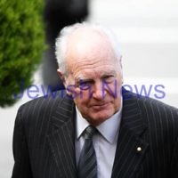13-12-11. Memeorial service for former Australian Governer General, Sir Zelman Cowen. Held at Temple Beth Israel, Alma Rd., East St Kilda.  Former Governor General Peter Hollingworth. Photo copyright: AJN/Peter Haskin.