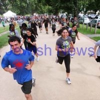 4-12-11. Jewish Aid Australia held there Run for Change day around Melbourne's Botanical Gardens to raise money for creating social change. Photo: Peter Haskin