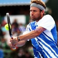 14-1-12.AAMI Classic at Kooyong. Mens final, Mardy Fish v Bernard Tomic. Photo: Peter Haskin