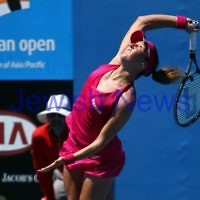 17-1-12. Australian Open 2012. Womens Round 1. Shahar Peer v Isabella Holland. Photo: Peter Haskin