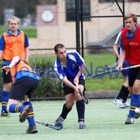 26-8-12. Maccabi Hockey Club senior men defeated Old Carey 6-4 at Albert Park. Photo: Peter Haskin