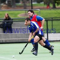 26-8-12. Maccabi Hockey Club senior men defeated Old Carey 6-4 at Albert Park. Photo: Peter Haskin