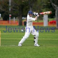 13-10-12. Maccabi Cricket v Powerhouse. Dean Weiner. Photo: Peter Haskin