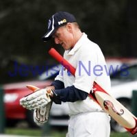 13-10-12. Maccabi Cricket v Powerhouse. Julian Weiner on his way to bat. Photo: Peter Haskin