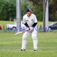 13-10-12. Maccabi Cricket v Powerhouse. Julian Weiner. Photo: Peter Haskin