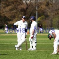 13-10-12. Maccabi Cricket v Powerhouse. Julian Weiner (left), chats with Mark Soffer inbetween overs. Photo: Peter Haskin
