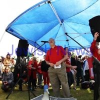18-11-12. Solidarity rally for Israel. More than 1200 people rallied to show their support for Israel at Princes Park, Caulfield. Sam Tatarka. Photo: Peter Haskin