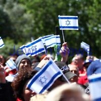 18-11-12. Solidarity rally for Israel. More than 1200 people rallied to show their support for Israel at Princes Park, Caulfield. Photo: Peter Haskin