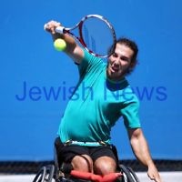 Australian Open 2013. Qtr finals, mens wheelchair.  Adam Kellerman (AUS)  (right) lost to Stefan Olsson (SWE) 6-4 6-3.  Photo: Peter Haskin