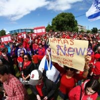 18-11-12. Solidarity rally for Israel. More than 1200 people rallied to show their support for Israel at Princes Park, Caulfield. Photo: Peter Haskin