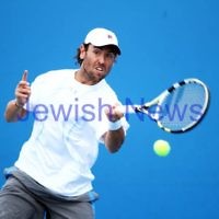 9-1-13. Australian Open Qualifiers. Amir Weintraub def Wayne Odesnik 7-6, 4-6, 6-3. Odesnik. Photo: Peter Haskin
