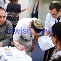 19-8-13. B'nai Akiva held it's annual "Cafe Yuval" night at Blake St Shul. The evening gives the opportunity for young adults with disabilities to intergrate into the wider frame work of the community. Photo: Peter Haskin
