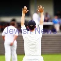6-10-13. Maccabi Ajax Cricket Club First XI v South Yarra. Opening game of the season.  Photo: Peter Haskin
