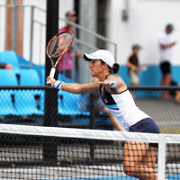 15-1-14. Australian Open 2014. Womens Doubles. Round 1. Shahar Peer (ISR)/Silvia Soler-Espinosa (ESP) def Yung-Jan Chan (TPE)/Janette Husarova (SVK) 7-5 4-6 6-4. Photo: Peter Haskin