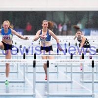 16-2-14. Victorian Junior Athletics Championships. Lakeside Stadium. Piper Montag. U 15 Womens 90m hurdles. Photo: Peter Haskin 16-2-14. Victorian Junior Athletics Championships. Lakeside Stadium. Piper Montag. U 15 Womens 90m hurdles. Photo: Peter Haskin