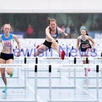 16-2-14. Victorian Junior Athletics Championships. Lakeside Stadium. Piper Montag. U 15 Womens 90m hurdles. Photo: Peter Haskin 16-2-14. Victorian Junior Athletics Championships. Lakeside Stadium. Piper Montag. U 15 Womens 90m hurdles. Photo: Peter Haskin