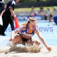 16-2-14. 2014 Victorian Junior Athletics Championships. Lakeside Stadium. Piper Montag on her way to winning the U 15 Women's Triple Jump. Photo: Peter Haskin 16-2-14. 2014 Victorian Junior Athletics Championships. Lakeside Stadium. Piper Montag on her way to winning the U 15 Women's Triple Jump. Photo: Peter Haskin