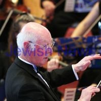15-6-14. Temple Beth Israel. Sacred Music Concert - An Interfaith Celebration. Douglas Heywood conducts the choir and orchestra. Photo: Peter Haskin 15-6-14. Temple Beth Israel. Sacred Music Concert - An Interfaith Celebration. Douglas Heywood conducts the choir and orchestra. Photo: Peter Haskin
