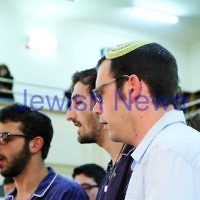 16-6-14. Melbourne communal solidarity event. More than 400 people attended a meeting and prayers at Caulfield Shul to show solidarity for the three kidnapped Israeli teenagers. Photo: Peter Haskin