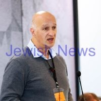 8-6-14. Limmud Oz 2014. "Asylum seekers: facts, politics and ethics" . Paris Aristotle. Photo: Peter Haskin