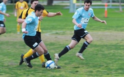 Ilya Davidov (left) and Josh Braver control the midfield. Photo: Chris Newton