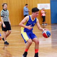 13-2-16. Basketball. Maccabi Under 14 Bulls lost to Timberwolves Giants 27 - 36. Photo: Peter Haskin 13-2-16. Basketball. Maccabi Under 14 Bulls lost to Timberwolves Giants 27 - 36. Photo: Peter Haskin
