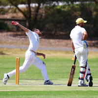 6-3-16. Maccabi Cricket Third XI fielding. Semi final against Parkville at Flemington Rd Oval. Photo: Peter Haskin