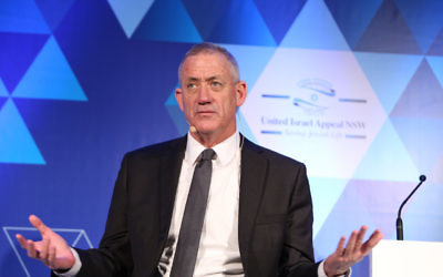 Benny Gantz addressing the UIA function in Sydney. Photo: Giselle Haber