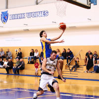 22-5-16. Maccabi Warriors lost to Pakenham Warriors 71 - 82 at Bialik Stadium. Ben Polonsky. Photo: Peter Haskin 22-5-16. Maccabi Warriors lost to Pakenham Warriors 71 - 82 at Bialik Stadium. Ben Polonsky. Photo: Peter Haskin