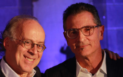 JCA president Stephen Chipkin with 2016 Hal Goldstein Lifetime Achievement Award winner Michael Jaku. Photo: Peter Philippsohn.