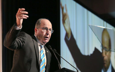 Moshe Ya'alon speaking at the WIZO/The Joint major fundraising dinner in Sydney on August 24. Photo: Noel Kessel.