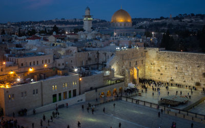 People praying at the Western Wall in the Old City of Jerusalem, Jan. 12, 2017. (Chris McGrath/Getty Images)