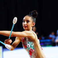 2-6-17. 2017 Australian Gymnastics Championships. Hisense Arena. Junior International Rythmic Gymnastics, Alexandra Kiroi, clubs. Photo: Peter Haskin 2-6-17. 2017 Australian Gymnastics Championships. Hisense Arena. Junior International Rythmic Gymnastics, Alexandra Kiroi, clubs. Photo: Peter Haskin