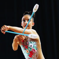 3-6-17. 2017 Australian Gymnastics Championships. Hisense Arena. Junior International Rythmic Gymnastics, Alexandra Kiroi, clubs. Photo: Peter Haskin 3-6-17. 2017 Australian Gymnastics Championships. Hisense Arena. Junior International Rythmic Gymnastics, Alexandra Kiroi, clubs. Photo: Peter Haskin